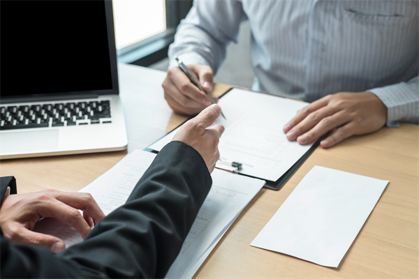 了解市場(chǎng)薪資水平，合理制定薪酬標(biāo)準(zhǔn)