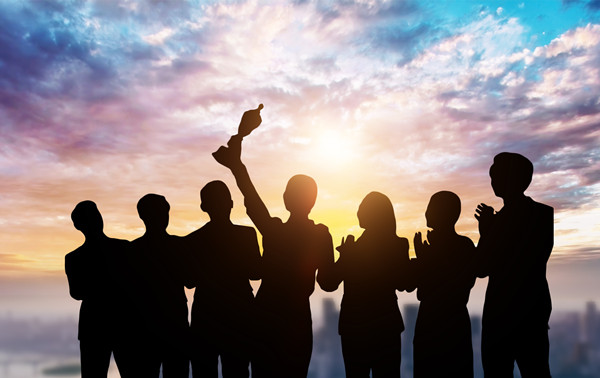 集團內(nèi)部控制：完善內(nèi)部控制體系，確保集團合規(guī)運營