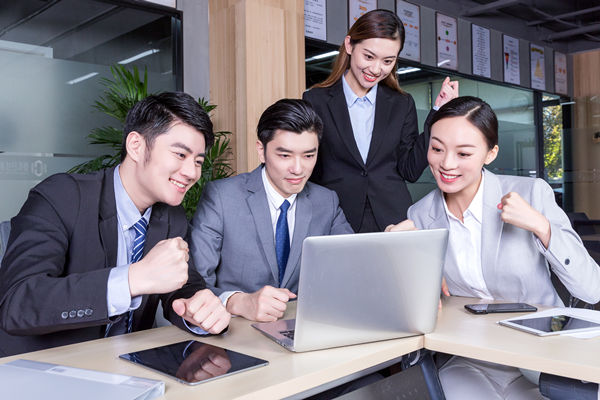 年度人才發(fā)展計(jì)劃：以人為本，共建共享