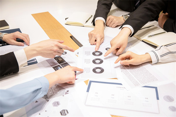 營銷團隊管理：培養(yǎng)高效團隊，提升執(zhí)行力