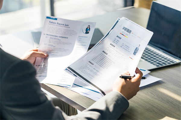 優(yōu)化人力資源配置，提升企業(yè)運(yùn)營(yíng)效率與核心競(jìng)爭(zhēng)力