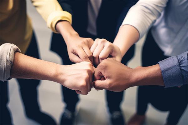 協(xié)同內(nèi)外力量，執(zhí)行經(jīng)營計劃，共創(chuàng)企業(yè)美好明天