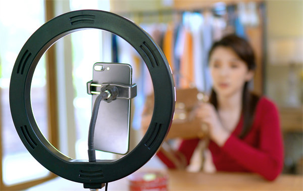 促銷策略：激發(fā)消費(fèi)者購買欲望，促進(jìn)銷售增長