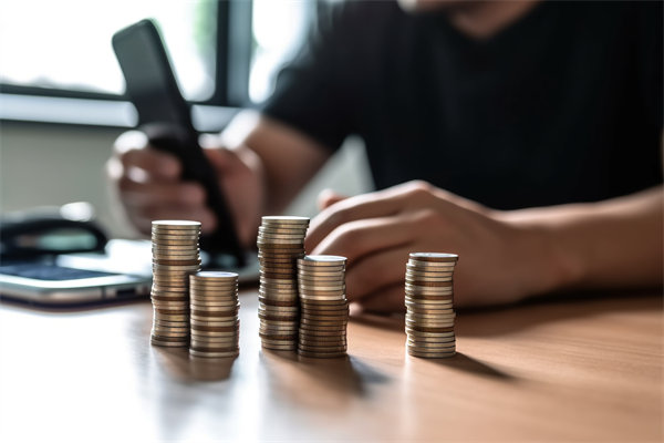 在制定薪酬策略時(shí)應(yīng)首先考慮的是員工的個(gè)人需求嗎？