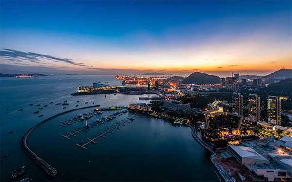 深圳管理咨詢精準(zhǔn)定位企業(yè)痛點(diǎn)，實(shí)現(xiàn)高效轉(zhuǎn)型！