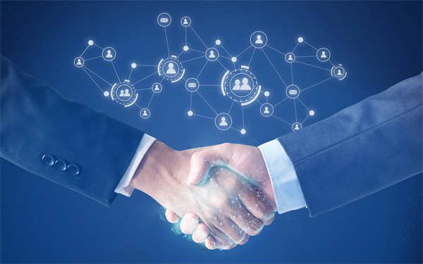 面對(duì)團(tuán)隊(duì)多樣性，如何制定個(gè)性化的績(jī)效提升計(jì)劃？