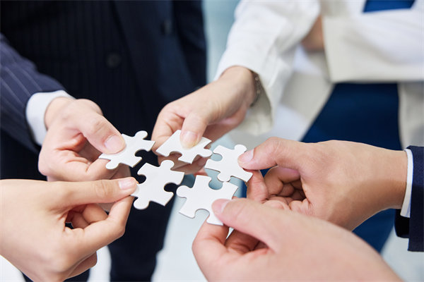 如何有效招聘并留住頂尖人才，提升團(tuán)隊(duì)競爭力？