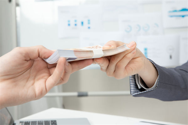 廣東一公司發(fā)錢鼓勵員工談戀愛，品牌營銷怎么看？