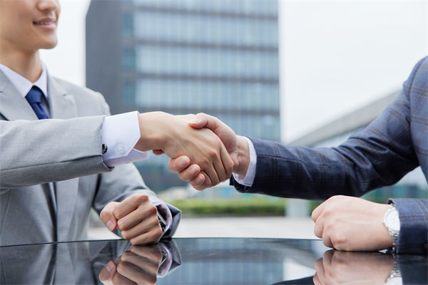 客戶為中心，管理咨詢?nèi)绾沃ζ髽I(yè)優(yōu)化服務(wù)體驗(yàn)？