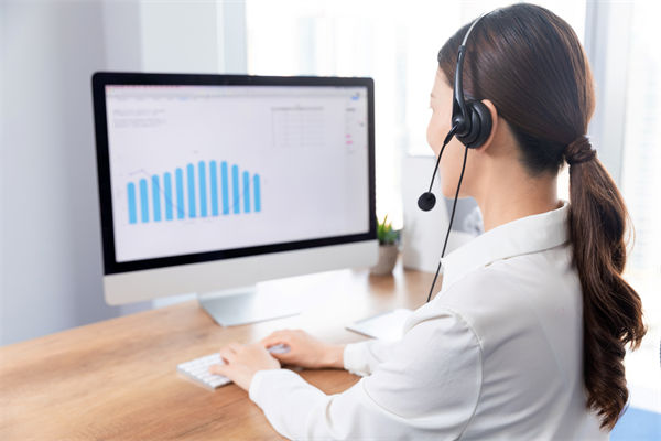 客戶為中心，管理咨詢?nèi)绾沃ζ髽I(yè)優(yōu)化服務(wù)體驗(yàn)？