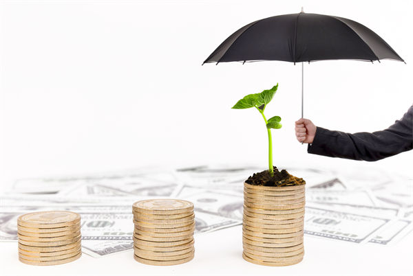 面對(duì)市場(chǎng)變化，企業(yè)戰(zhàn)略管理的靈活性如何保持與提升？