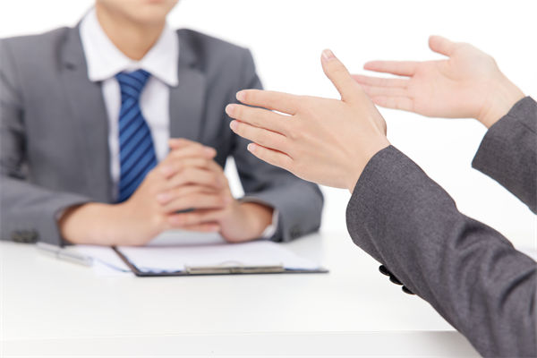 揭秘！看看企業(yè)高級(jí)HR是如何玩轉(zhuǎn)人才爭奪大戰(zhàn)的？