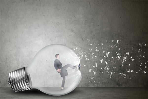 營(yíng)銷團(tuán)隊(duì)如何培養(yǎng)創(chuàng)新思維，應(yīng)對(duì)市場(chǎng)變化？