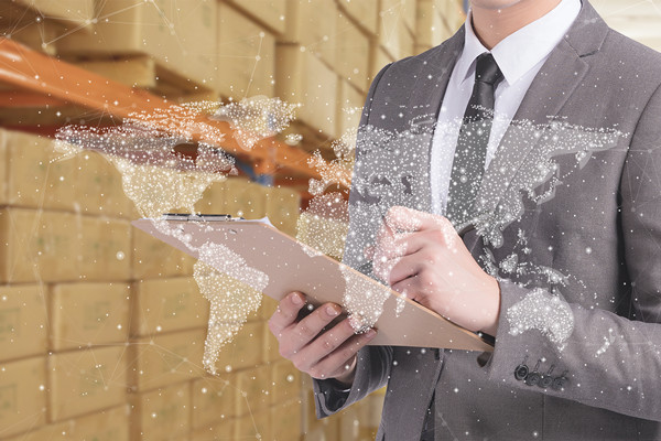 在全球化背景下，供應(yīng)鏈咨詢?nèi)绾沃ζ髽I(yè)拓展市場(chǎng)？