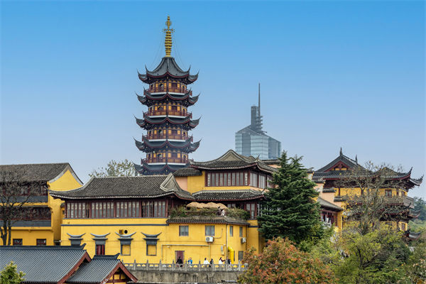 高薪招不來(lái)人，低薪留不住才，南京薪酬咨詢公司如何破解困局？