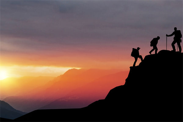 高層標榜的文化理念，為何與基層執(zhí)行完全兩張皮？