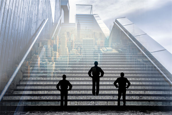 績效反饋只談問題，員工成長動力該如何真正激活？