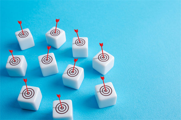 白酒遇冷，集體“降度”，關(guān)聯(lián)企業(yè)有何營銷啟示？